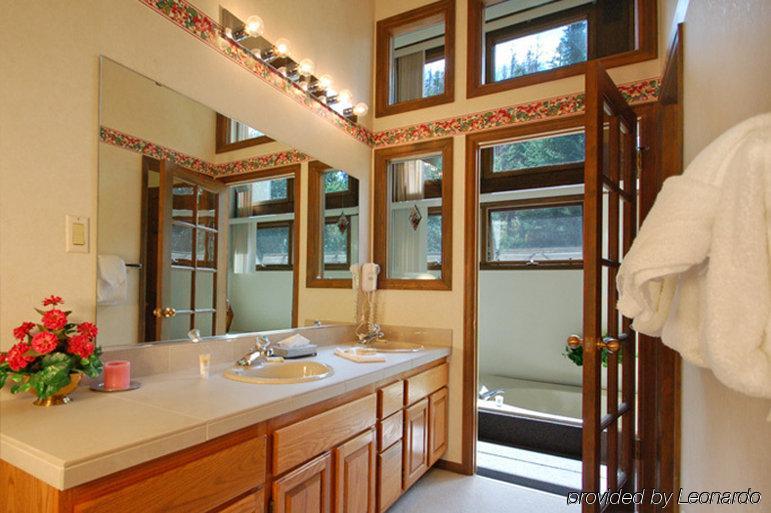 Winterwood Townhomes * Steamboat Springs