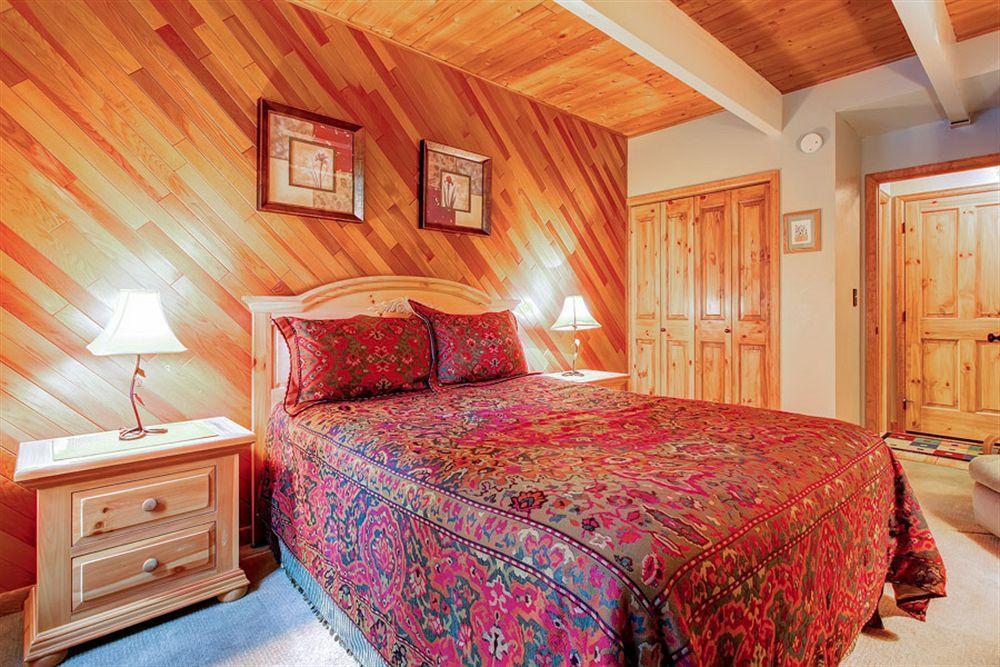 Hotel Motherlode 3*