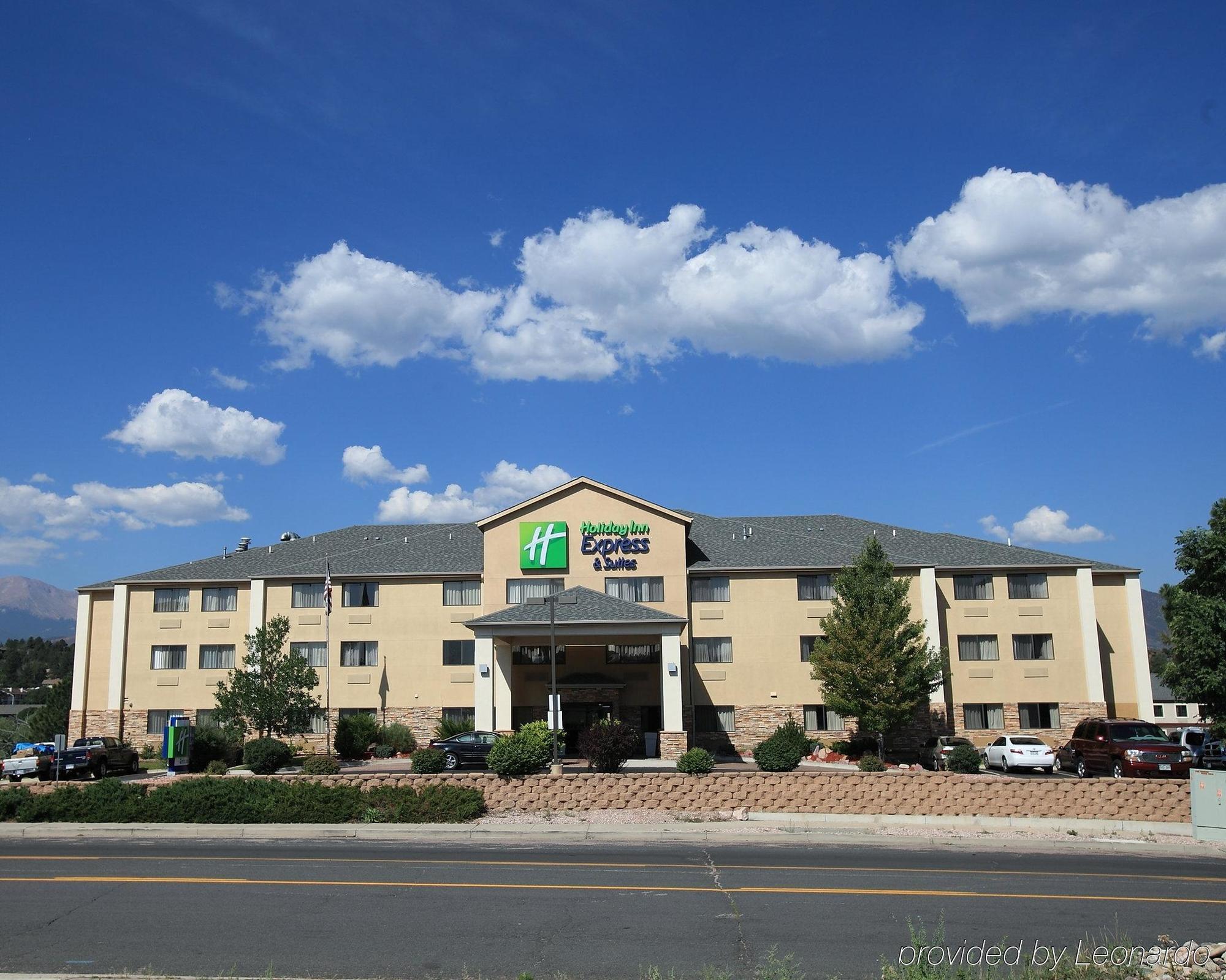 Holiday Express & North By Ihg Colorado Springs