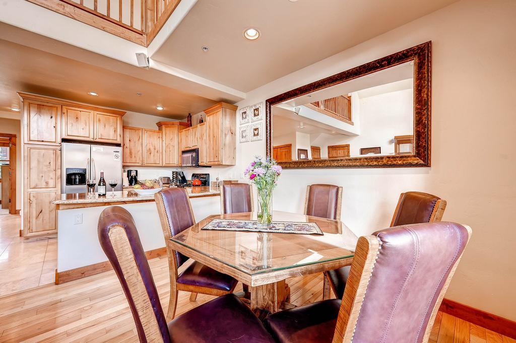 Three-bedroom Townhome In At Antler's Gulch Casa de férias