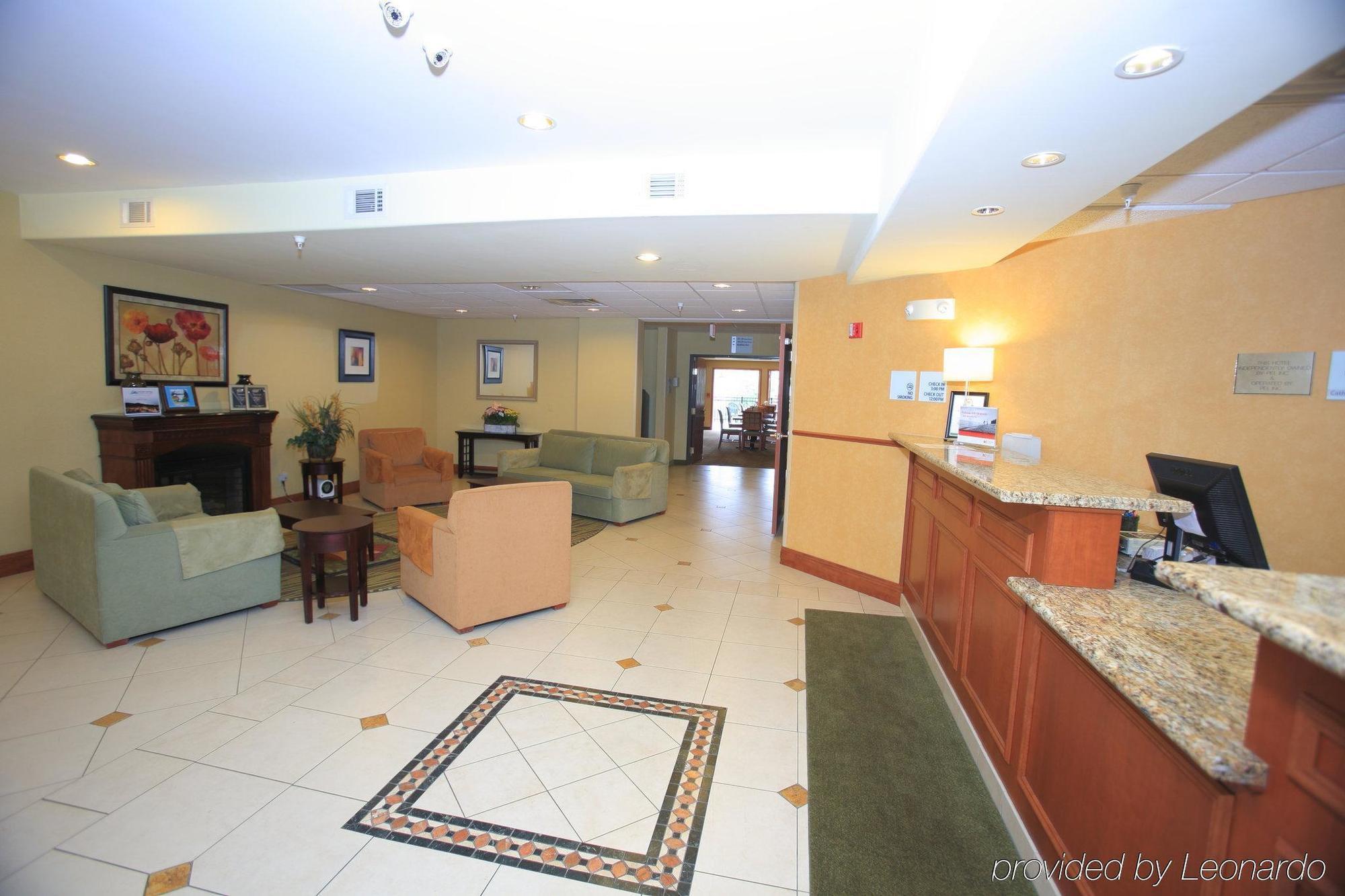 Holiday Express & North By Ihg Hotel Colorado Springs