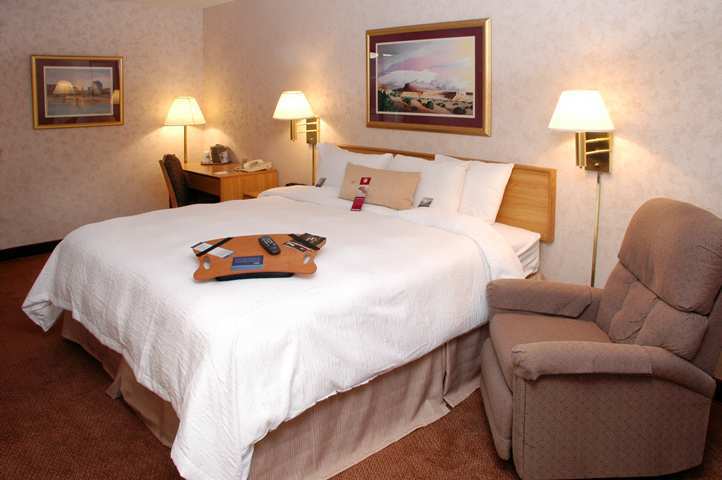 Spark By Hilton I 25 Central