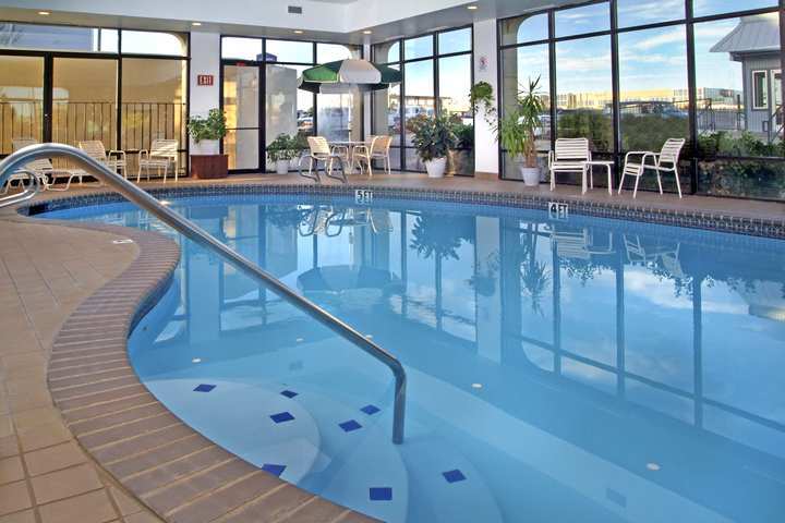 Spark By Hilton I 25 Central Hotel 3*