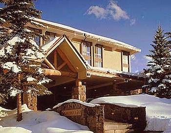 Stonebridge Hotel 4*