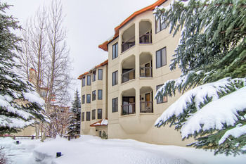 Meadows At Eagleridge By Steamboat Resorts
