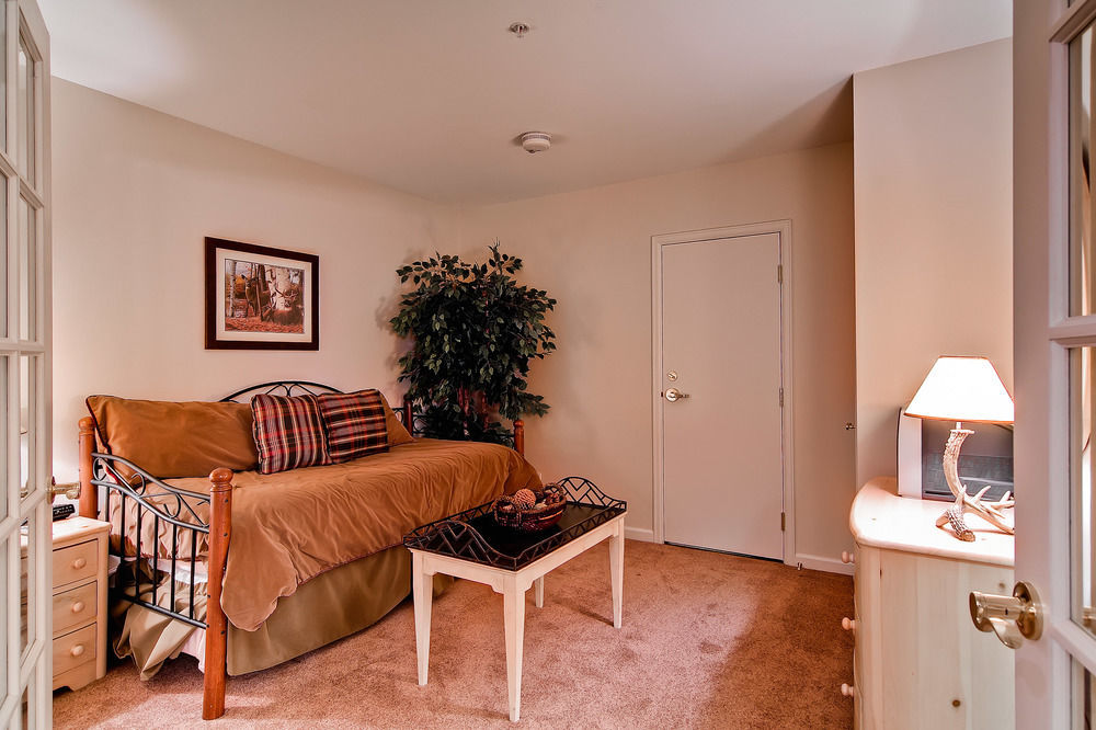 Hotel Meadows At Eagleridge By Steamboat Resorts Steamboat Springs