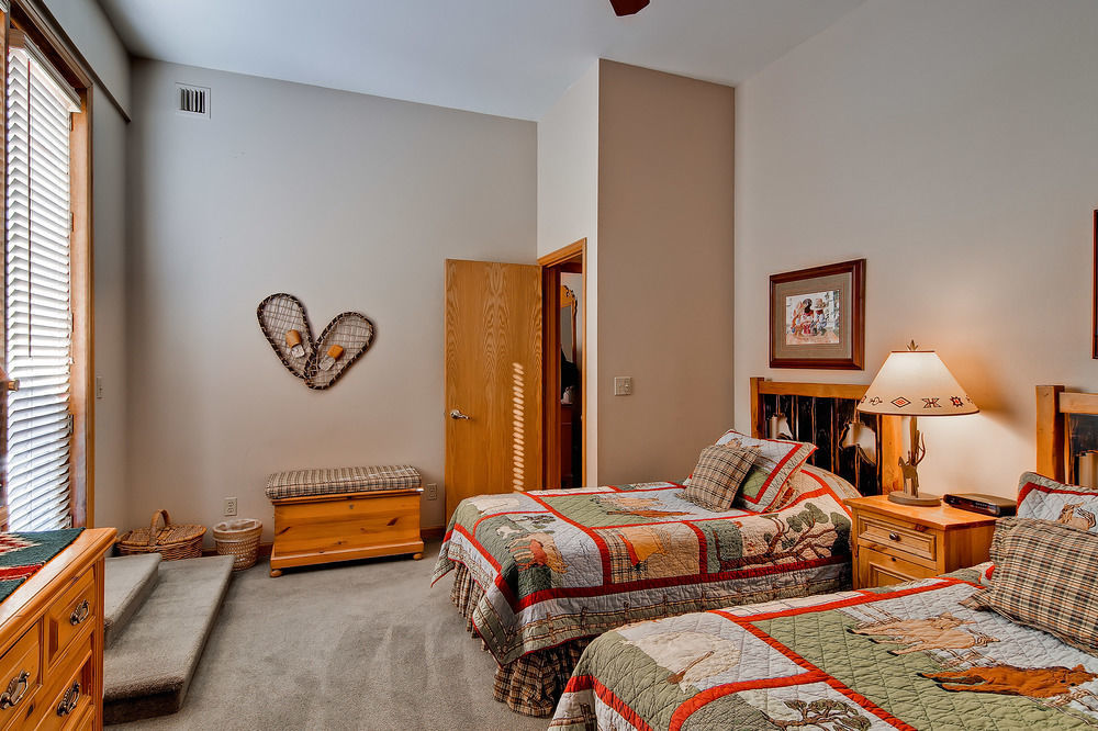 Hotel Meadows At Eagleridge By Steamboat Resorts Steamboat Springs