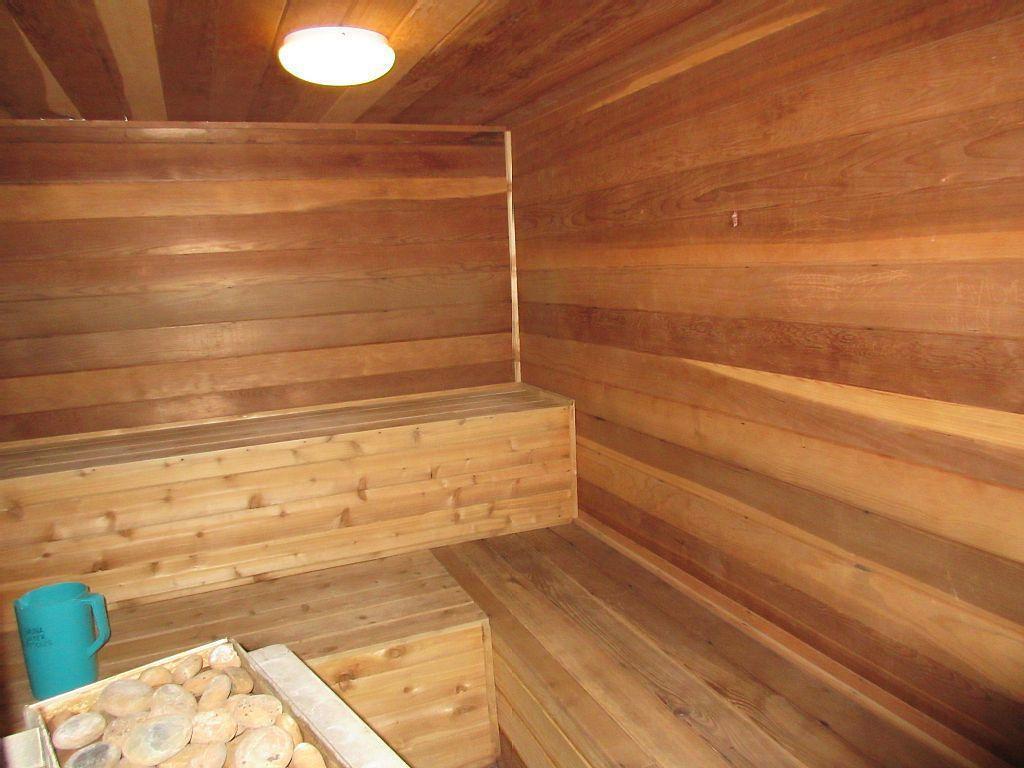 Woods Manor #302-a - Close To Main Street - Access To Indoor Hot Tub And Shuttle Holiday home Breckenridge