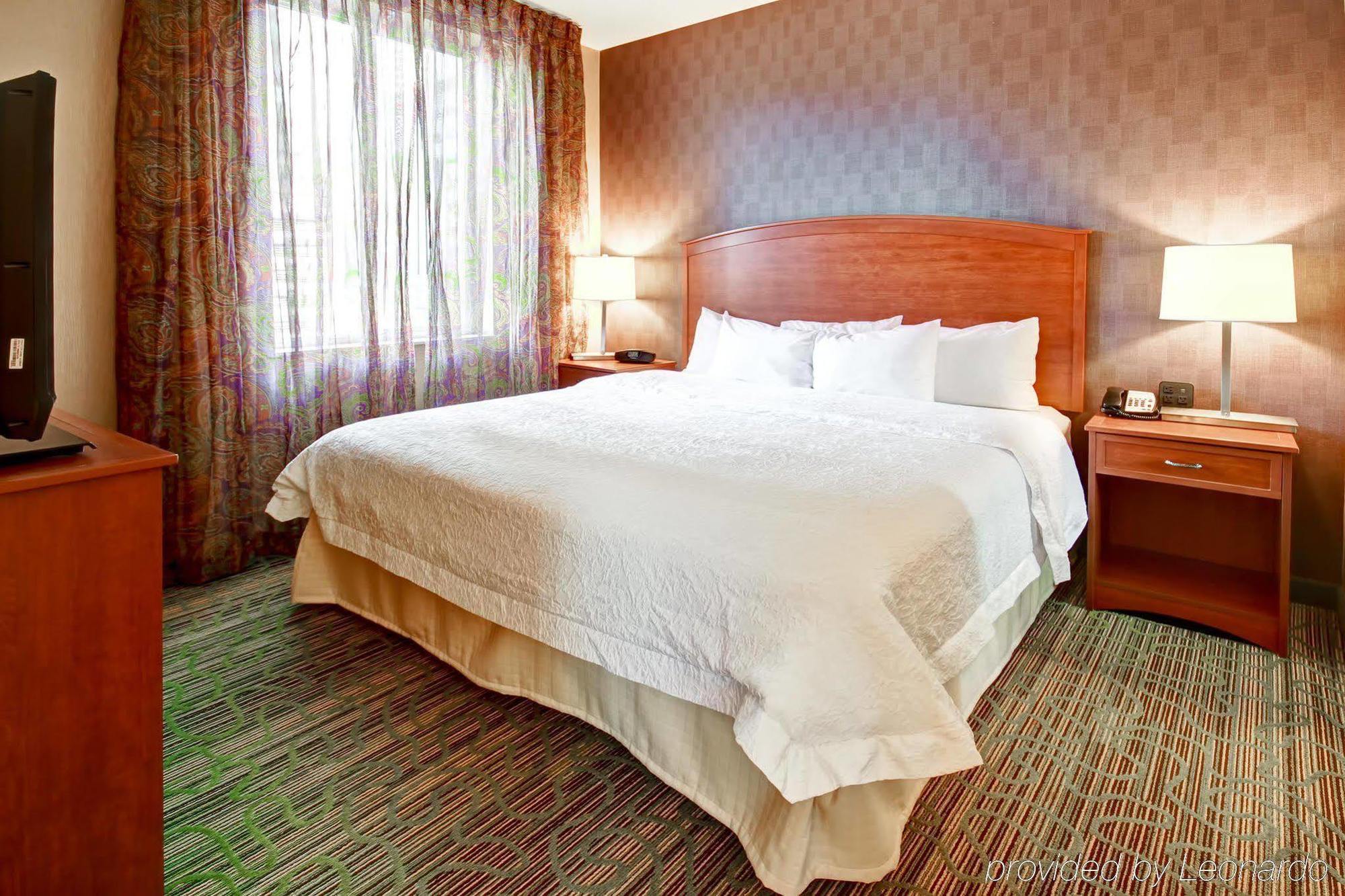 Hampton & Denver-downtown 3*