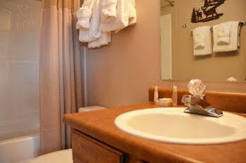 Hotel Sundowner By Country 3*