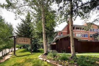 Hill By Country Resort