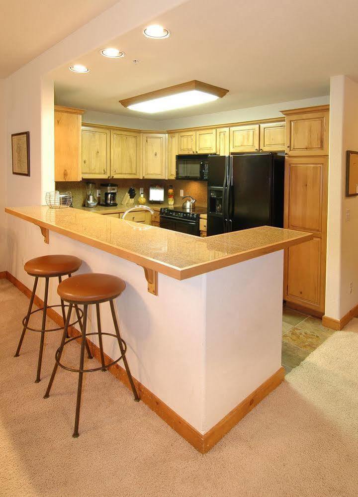 Riverbend Hotel 3*