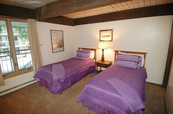 Chateau Eau Claire & Roaring Fork By Frias 4*