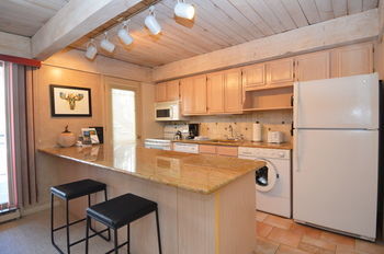 Hotel Chateau Eau Claire & Roaring Fork By Frias Aspen
