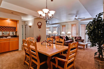 Hotel Meadows At Eagleridge By Steamboat Resorts Steamboat Springs