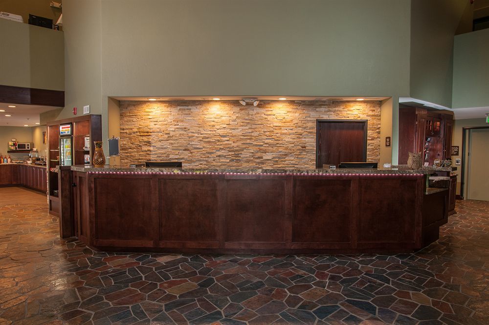 Hotel Western Vail Airport 4*