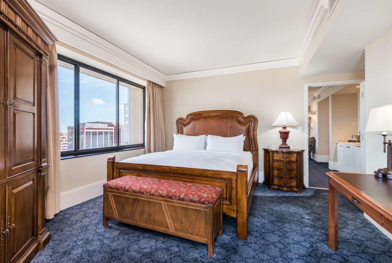 Hotel The Antlers, A Wyndham 4*