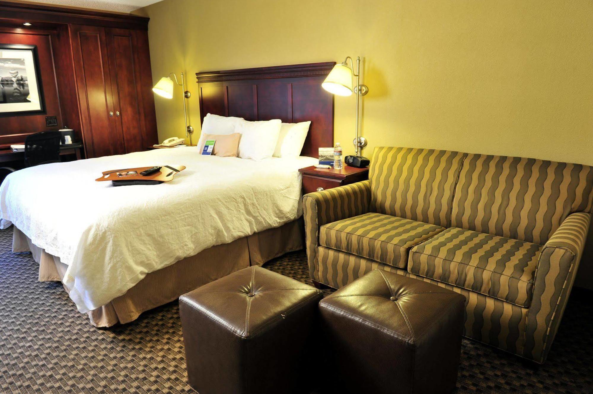 Spark By Hilton I 25 Central Hotel 3*