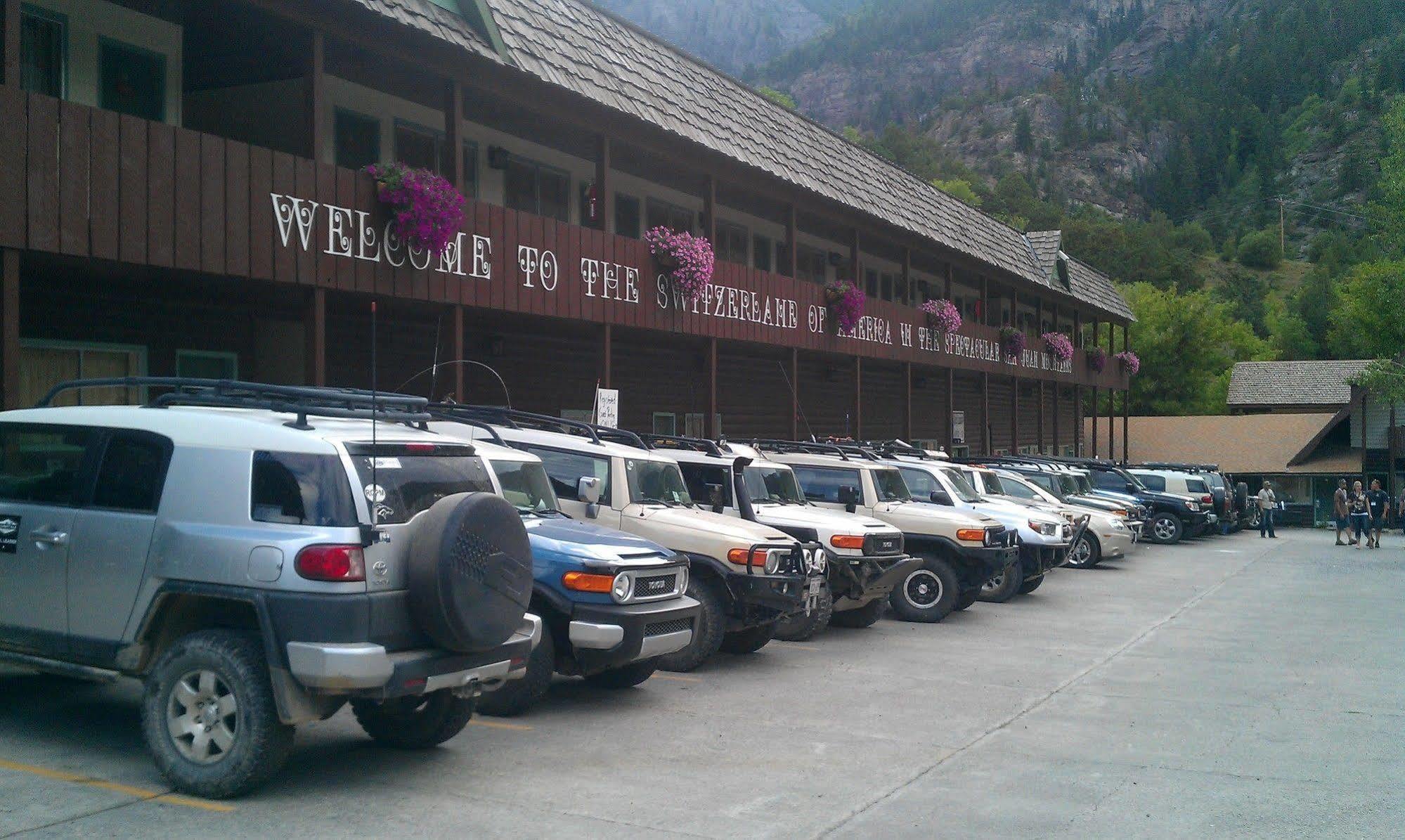 Hotel Twin Peaks & Hot Springs