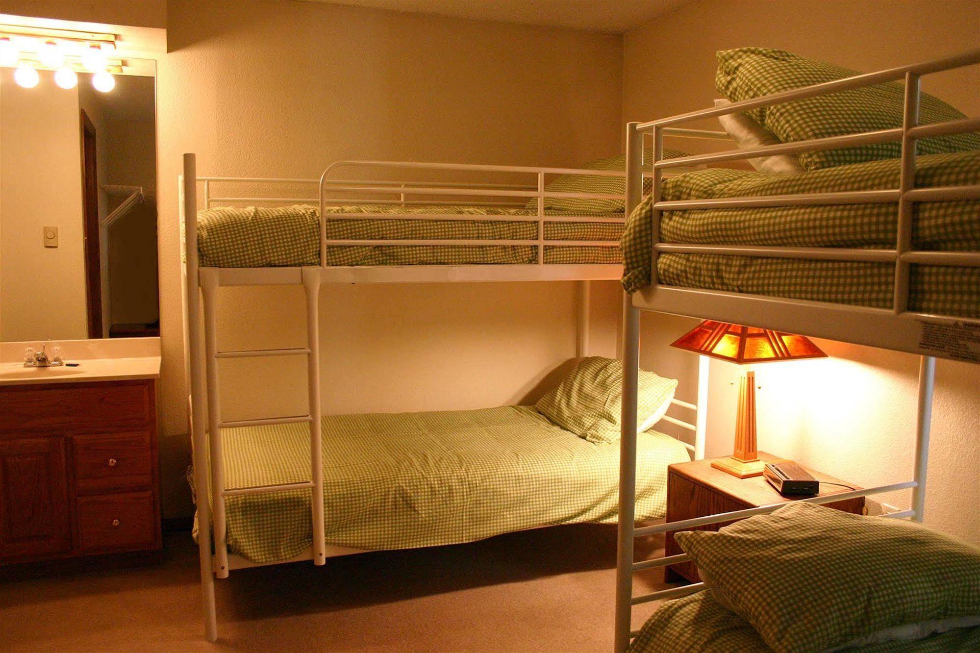 Mile Haus By Copper Vacations Aparthotel 3*
