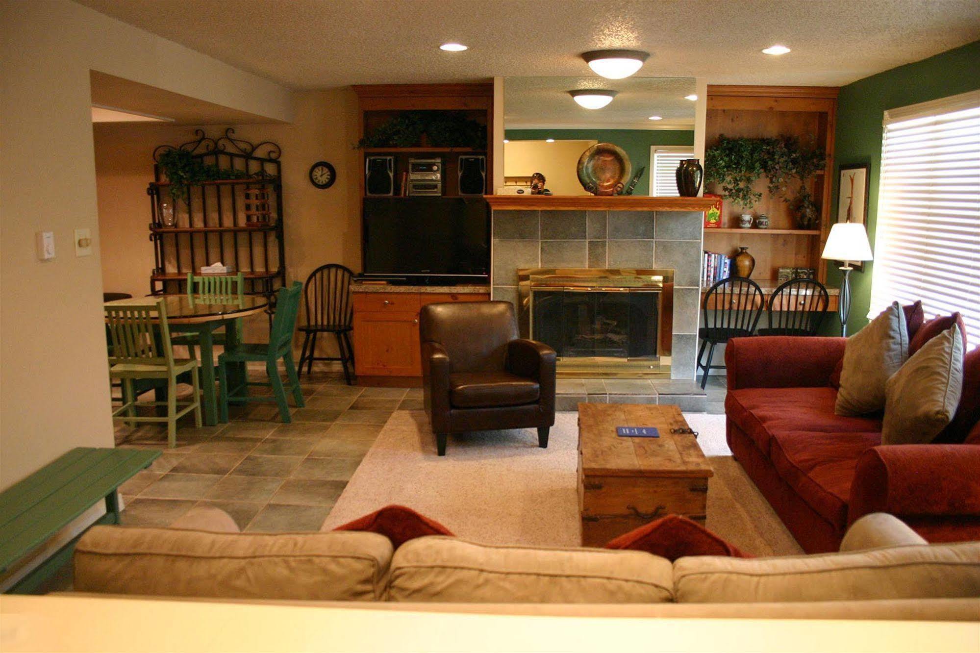 Mile Haus By Copper Vacations 3*