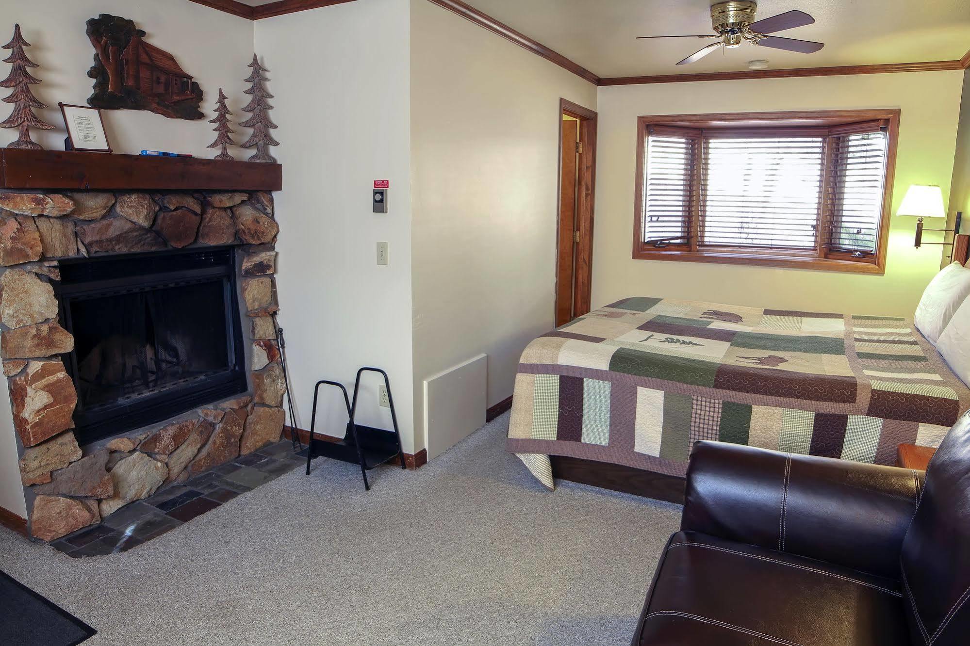 Sunnyside Knoll Hotel 3*
