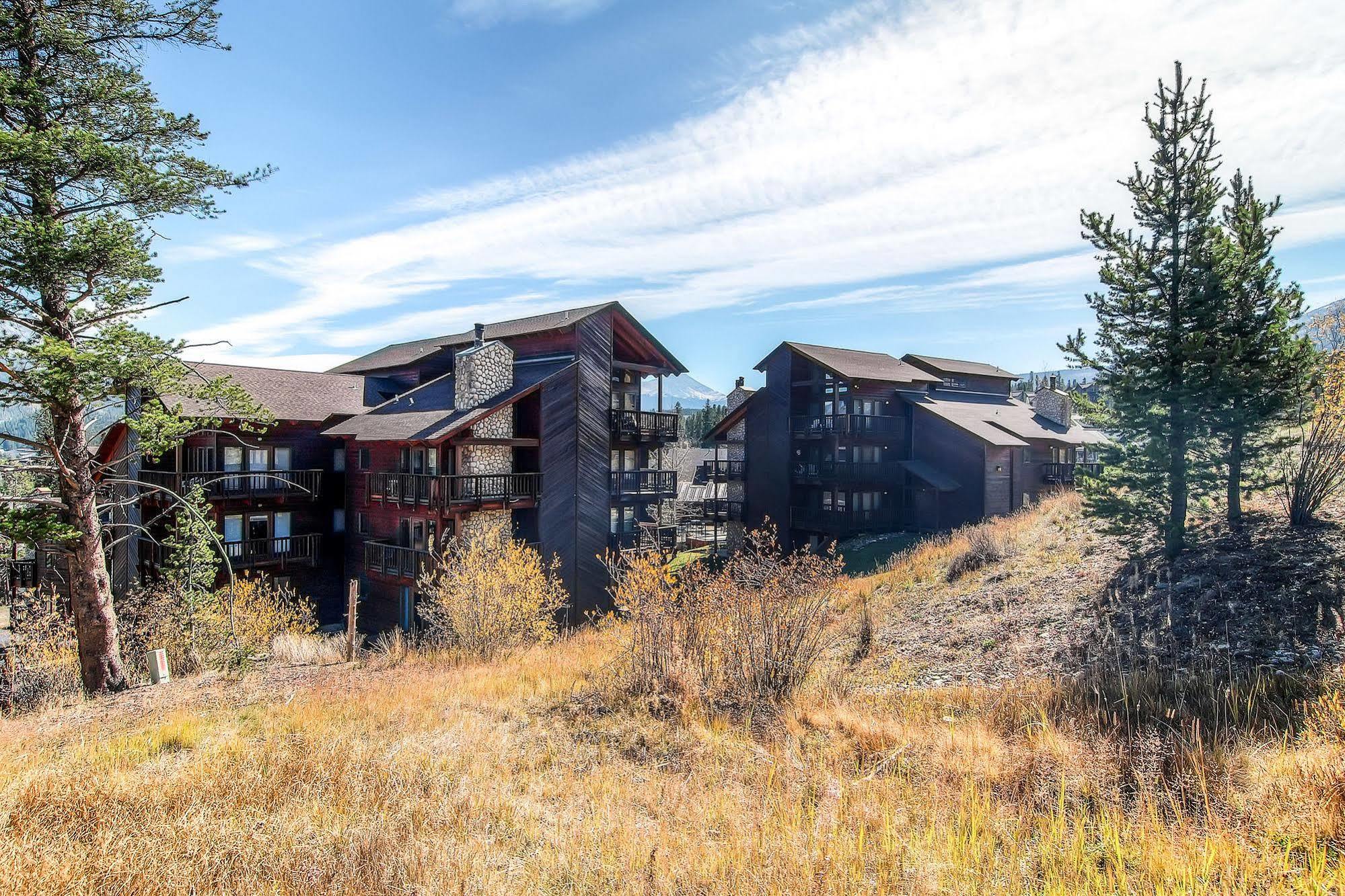 Tyra Lookout By Country Breckenridge