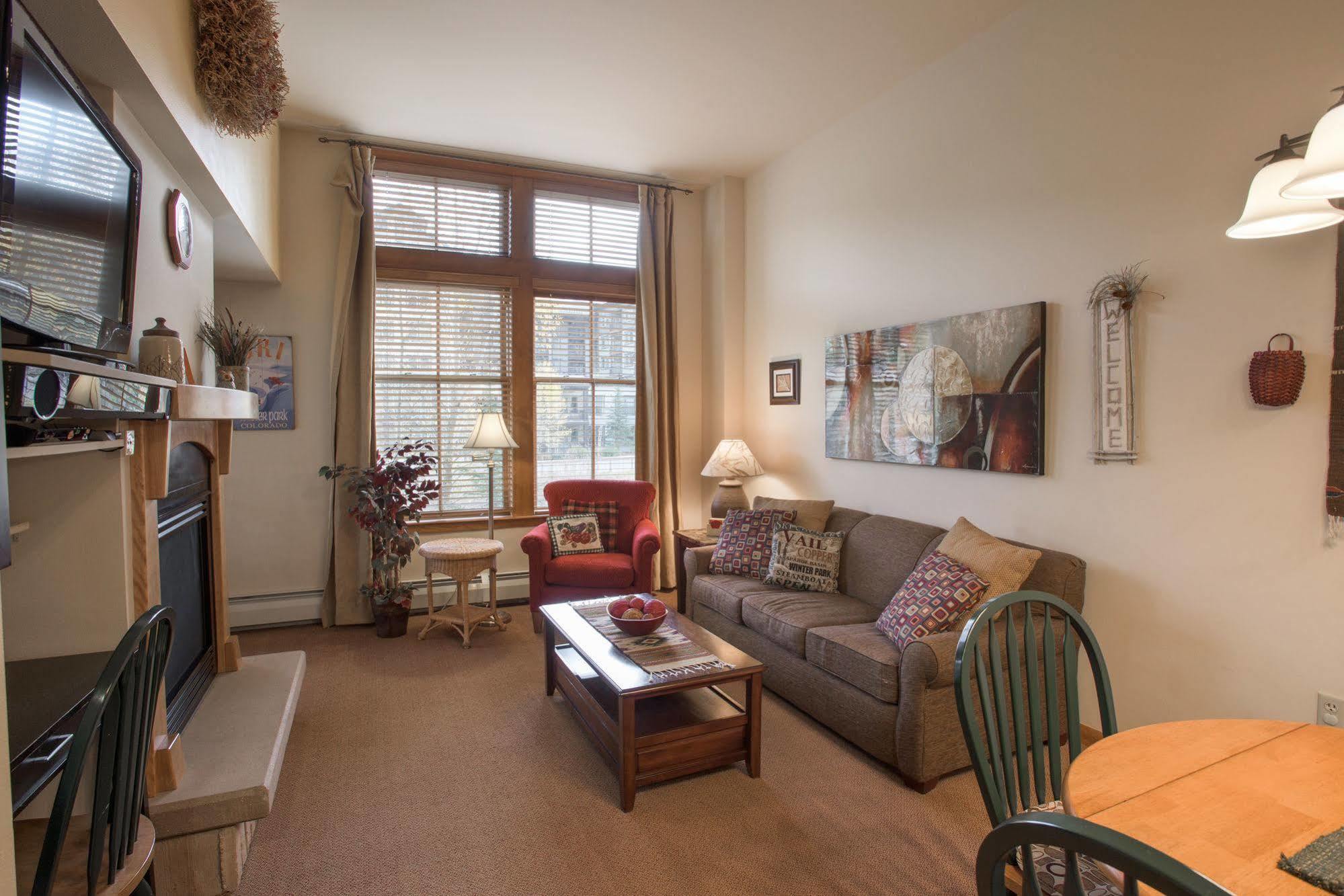 Lodge Zephyr Mountain Winter Park