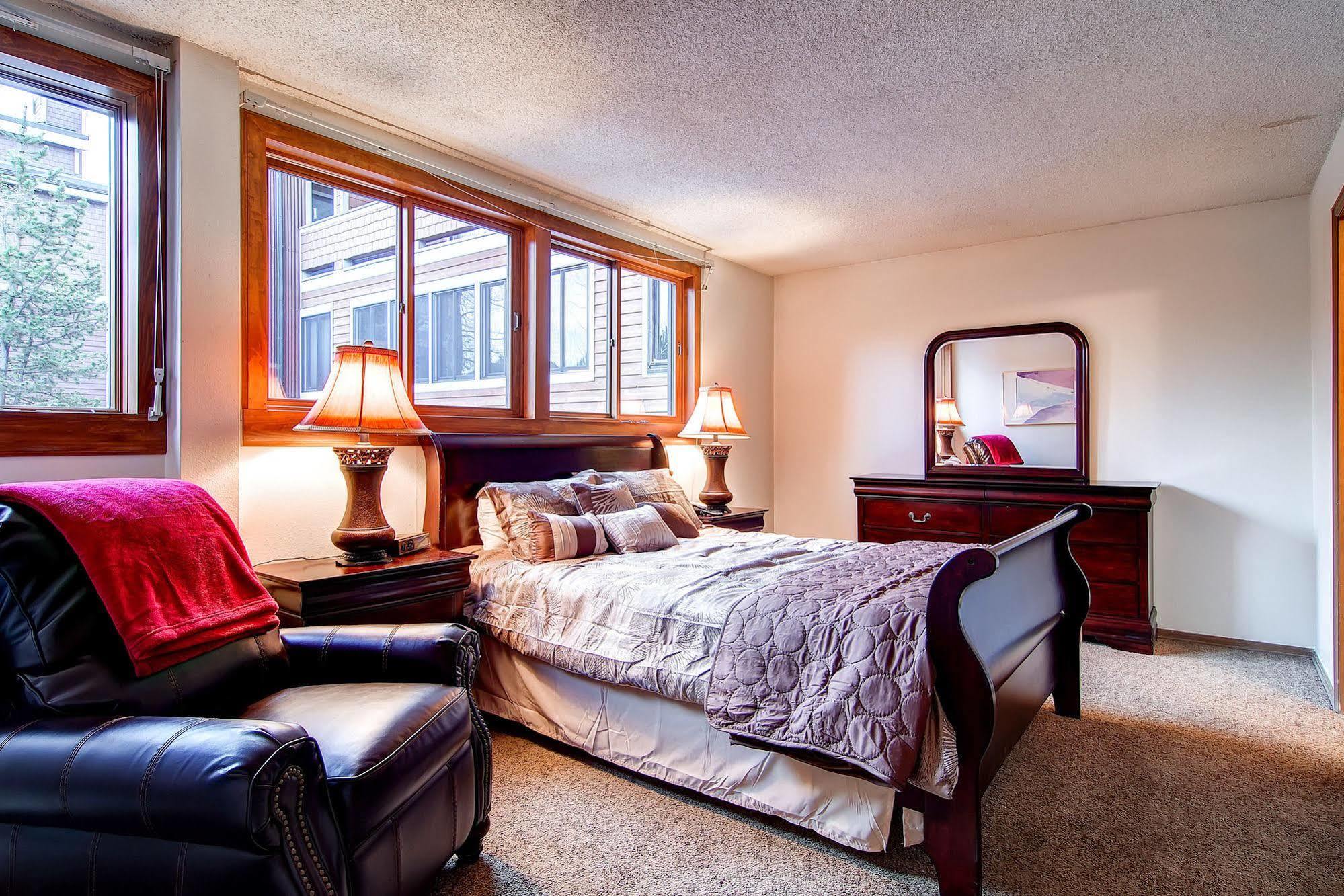 Hill By Country Resort 2*