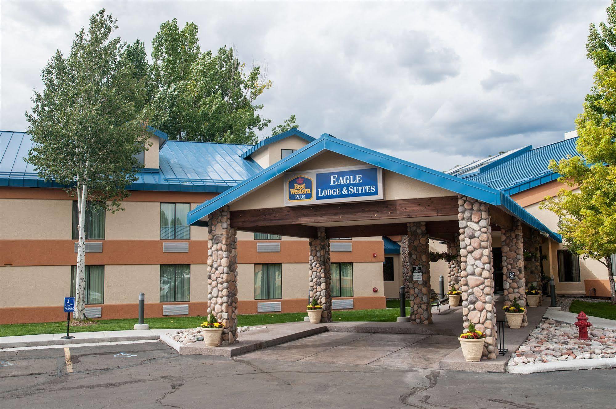 Western Vail Airport Hotel