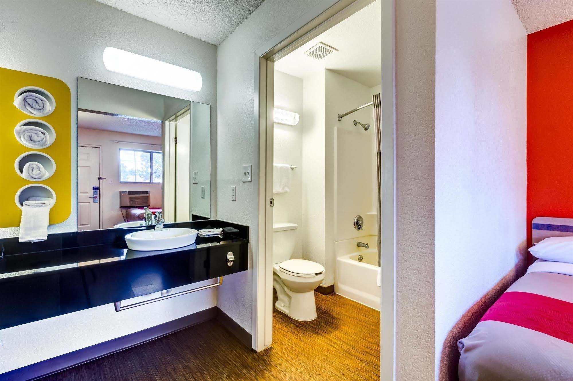 Hotel 6-wheat Ridge, Co - West - Denver North 2*
