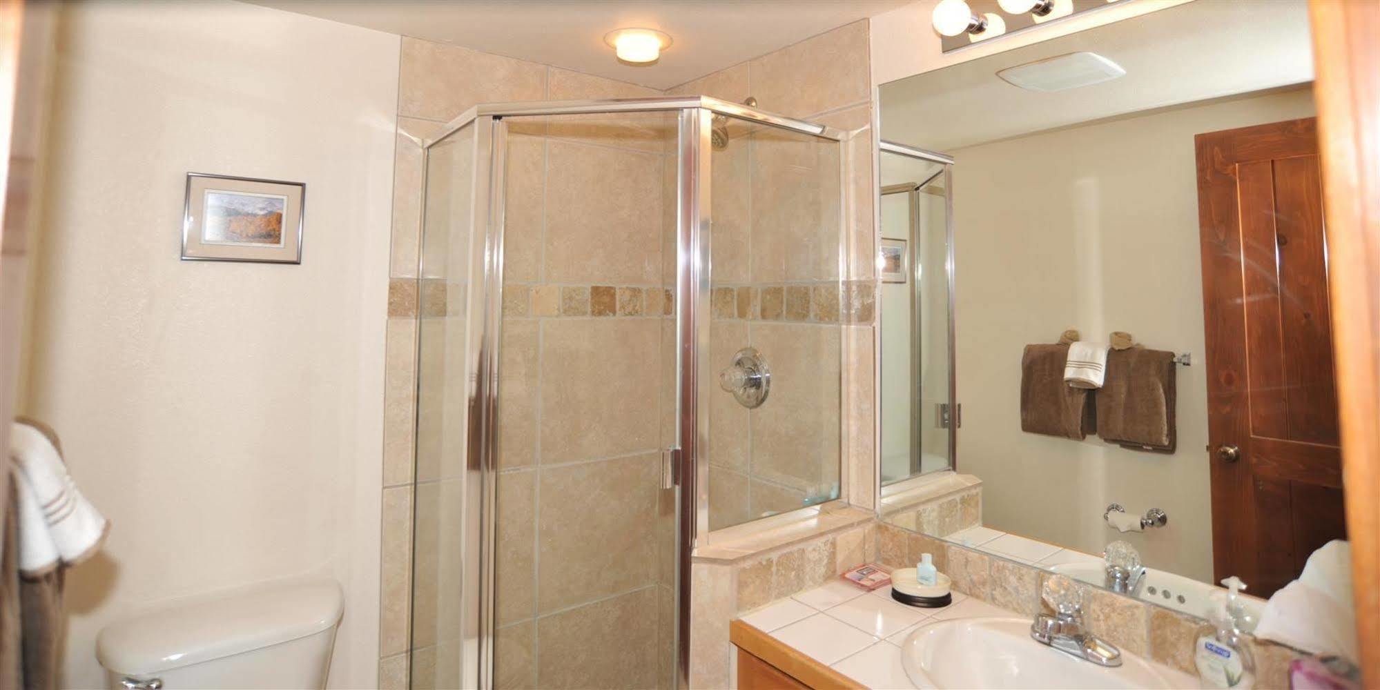 Los Pinos By Managers Hotel Breckenridge