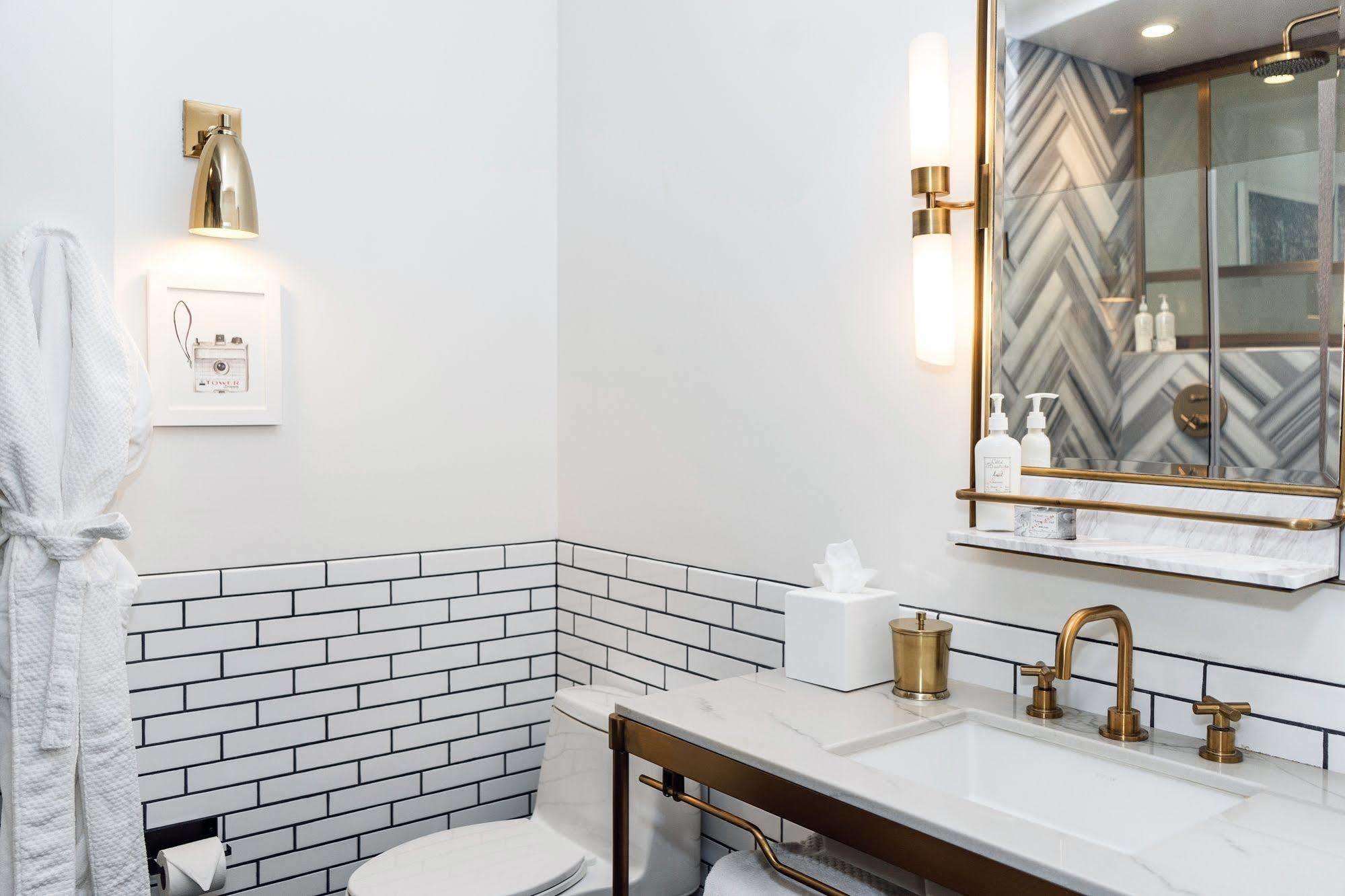 Hotel Halcyon - A In Cherry Creek Denver