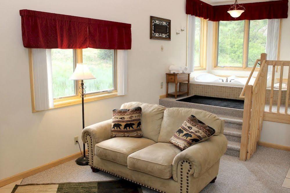 Sunnyside Knoll Hotel 3*