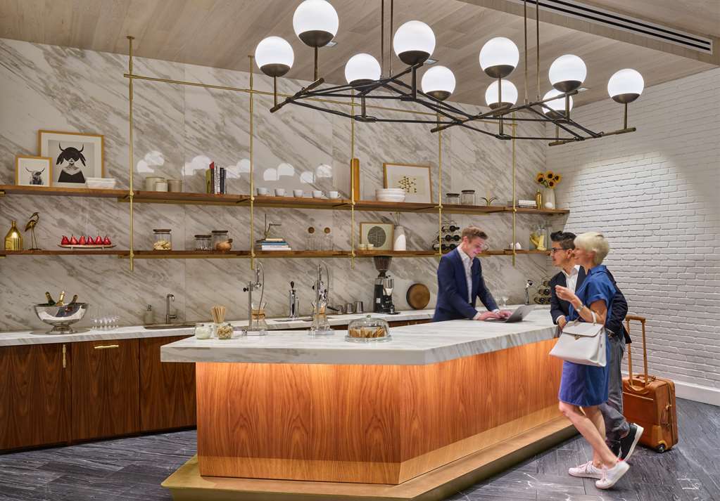 Halcyon - A In Cherry Creek 4* Denver