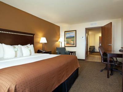 Holiday Express & By Ihg Hotel