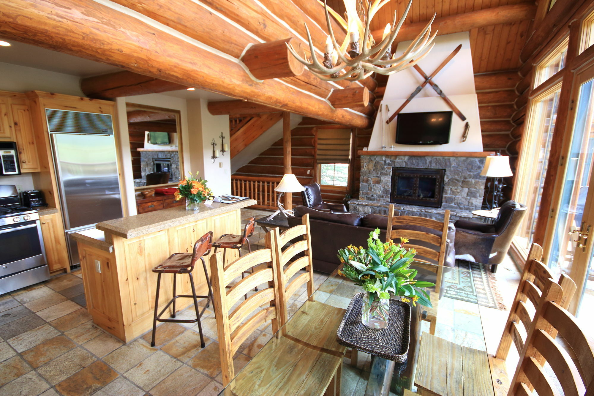 Lodge Mountain *