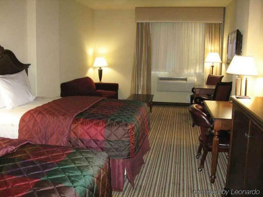 Hotel La Quinta By Wyndham 3*