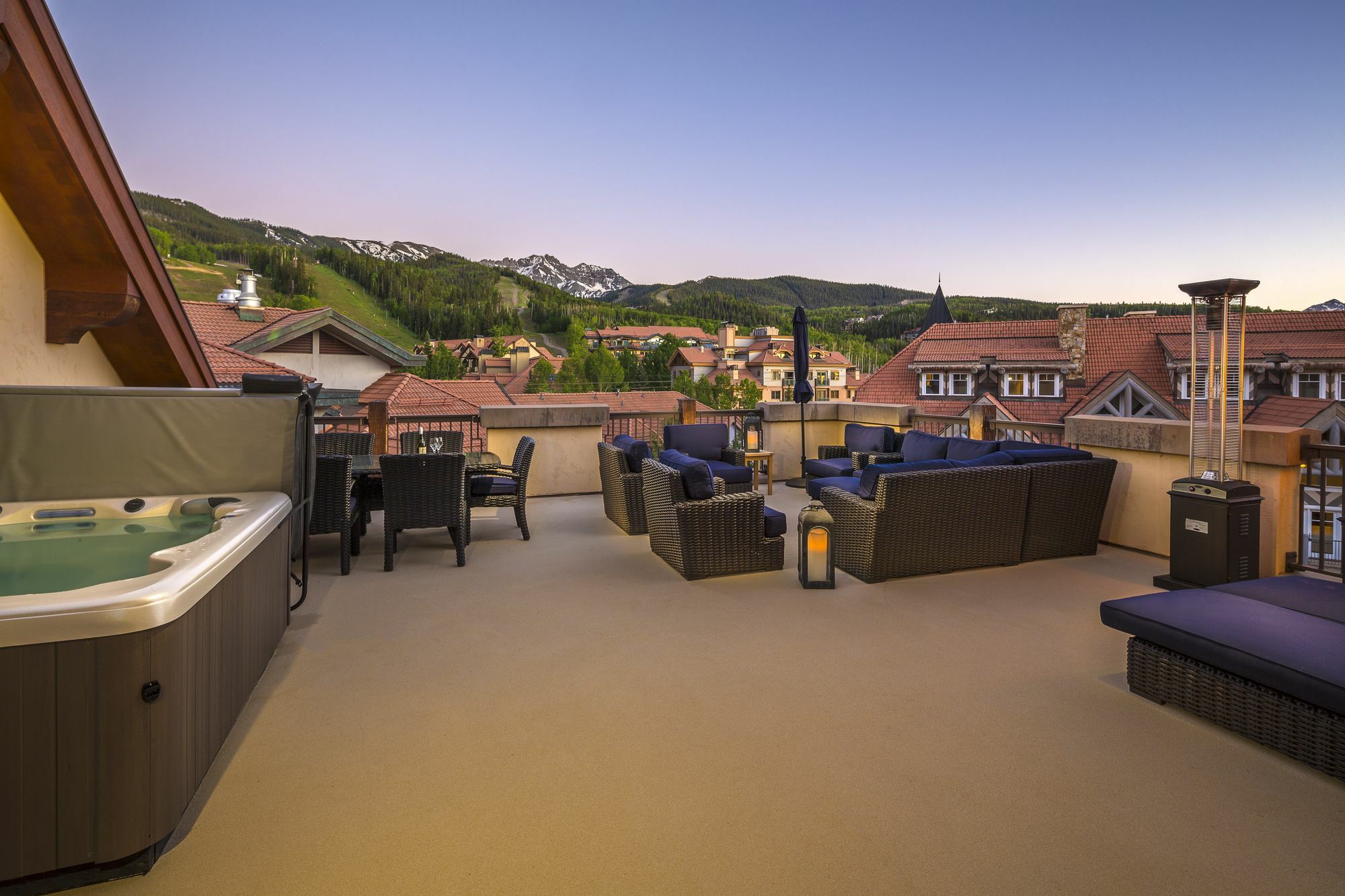 Madeline And Residences, Collection Hotel