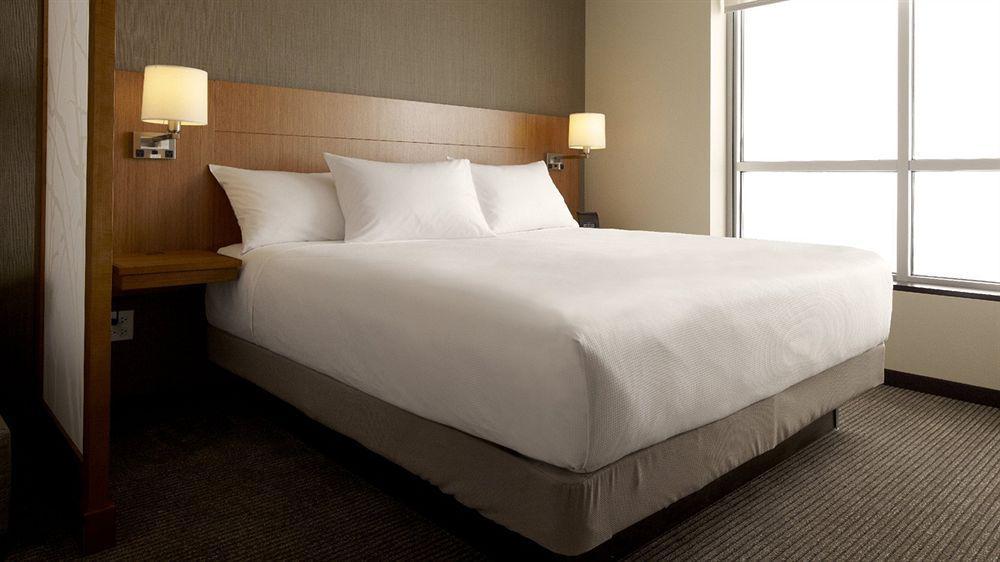 Hyatt Place Cherry Creek 3* DEN