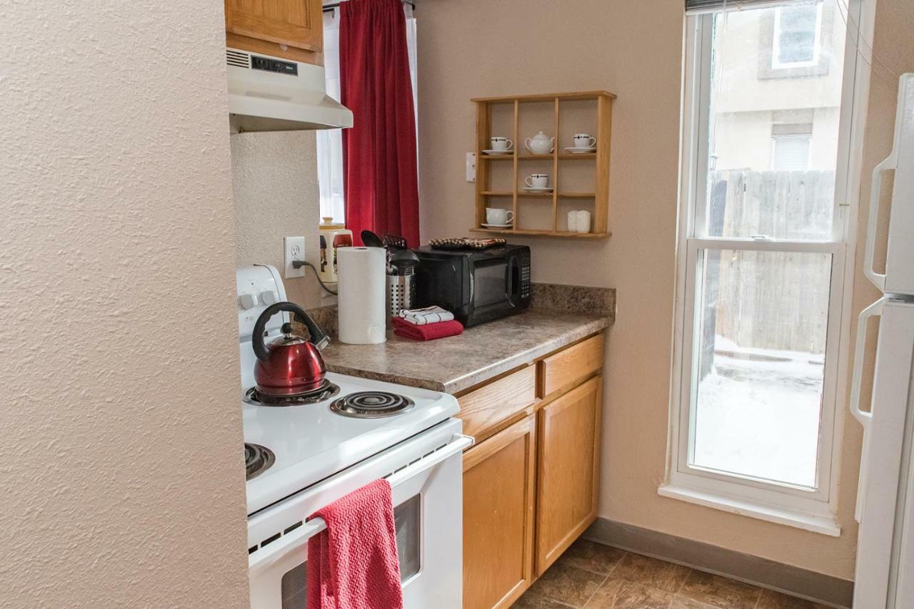 Apartment Mountain Song Colorado Springs