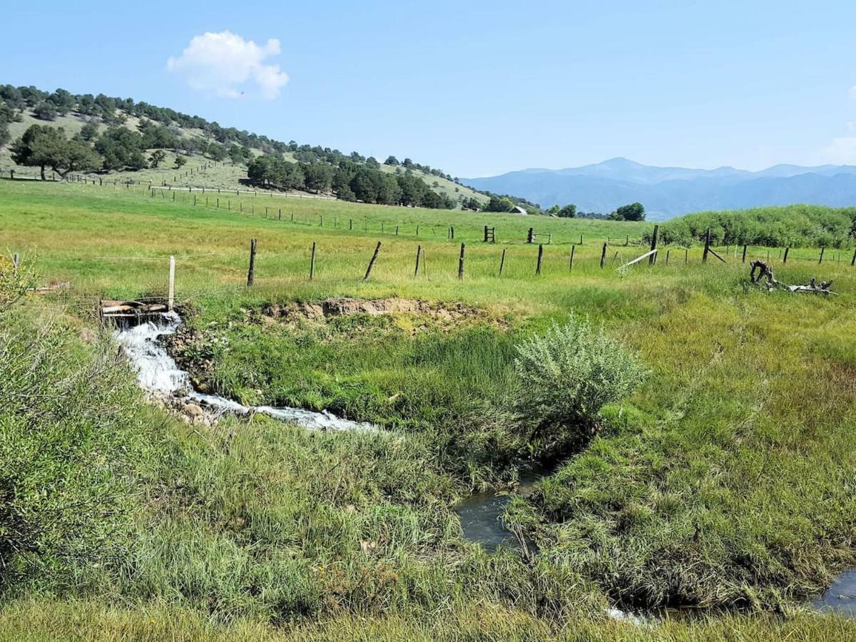 Private Retreat On Working Horse And Cattle Ranch Villa Salida