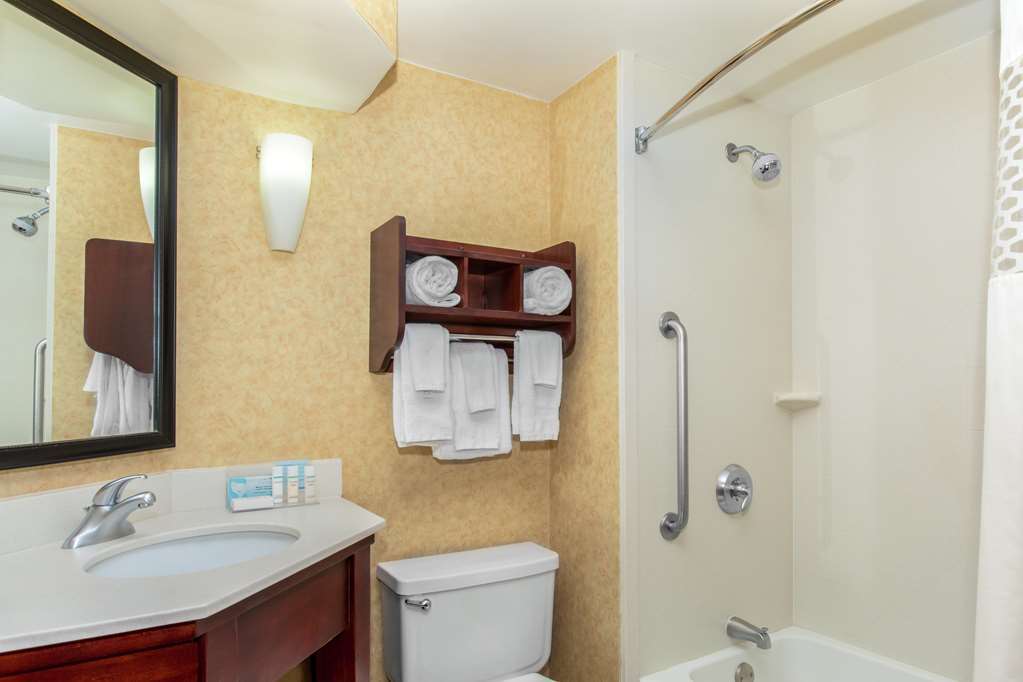 Spark By Hilton I 25 Central Hotel Colorado Springs
