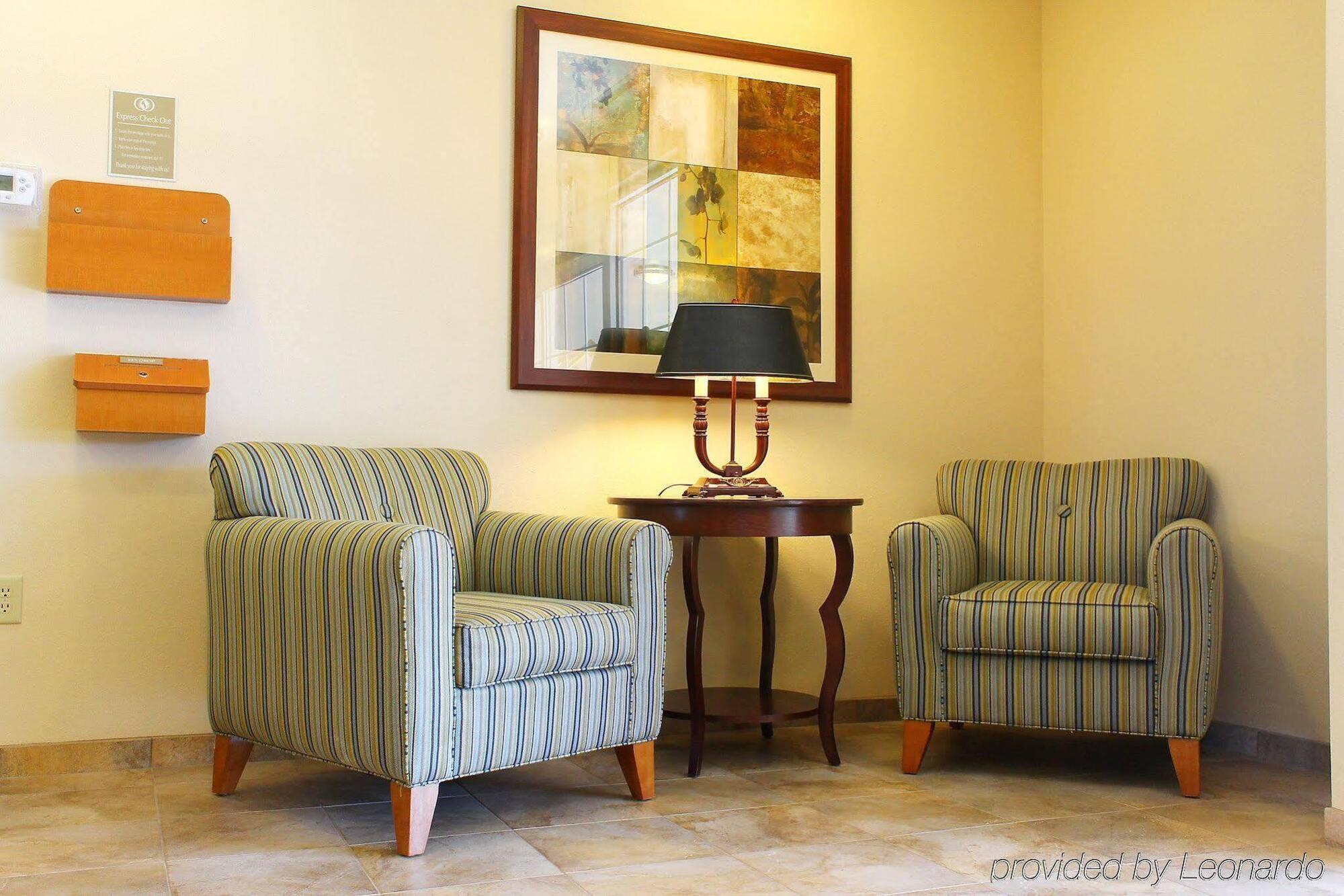 Candlewood By Ihg Hotel 2*