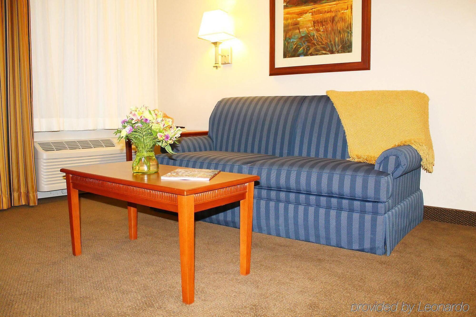 Candlewood By Ihg