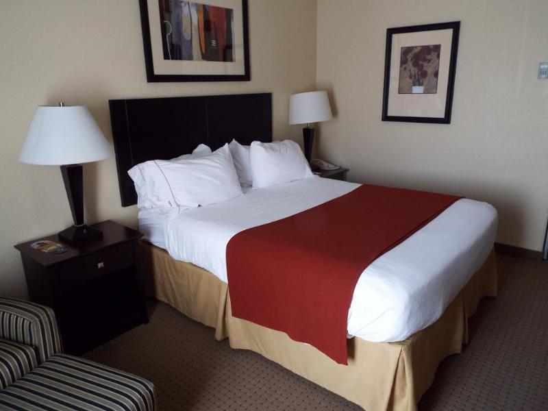 Hotel Express & Winter Park Area By Ihg