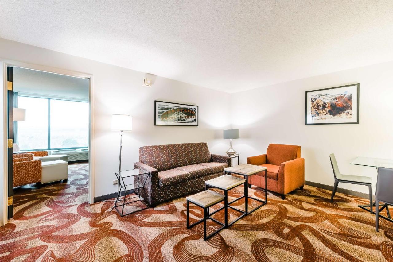 Radisson Denver-aurora Hotel 3*