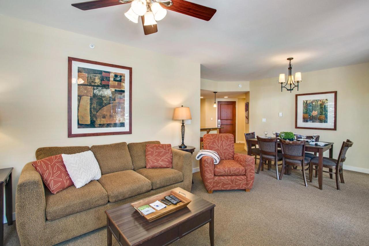 Ski-in/ski-out Luxury Condo: Mountain Views & Hot Tub Retreat Winter Park