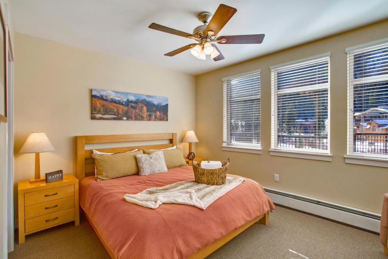 Holiday home Ski-in/ski-out Luxury Condo: Mountain Views & Hot Tub Retreat Winter Park