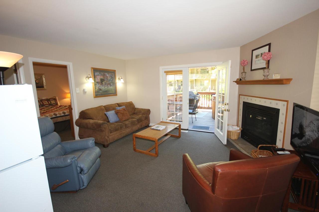 Hotel Streamside On Fall River